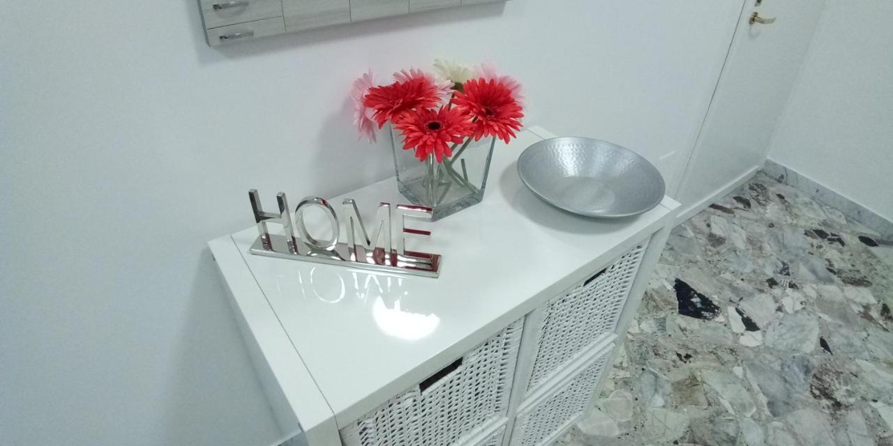 Station Suite Бари Екстериор снимка