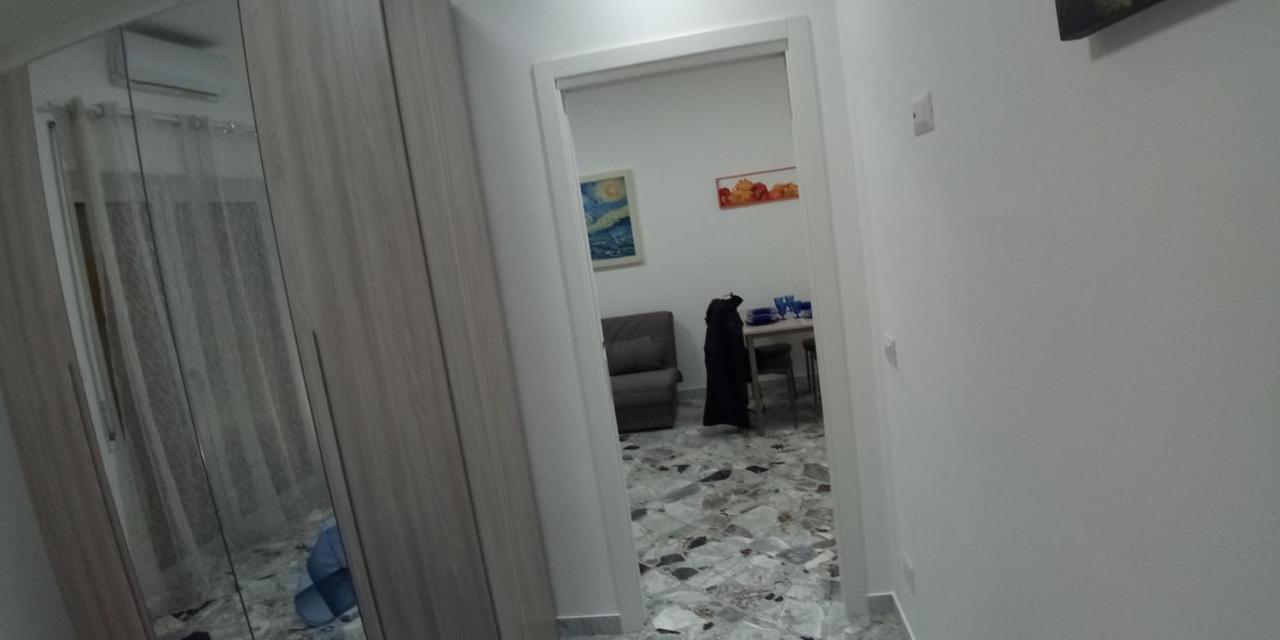 Station Suite Бари Екстериор снимка