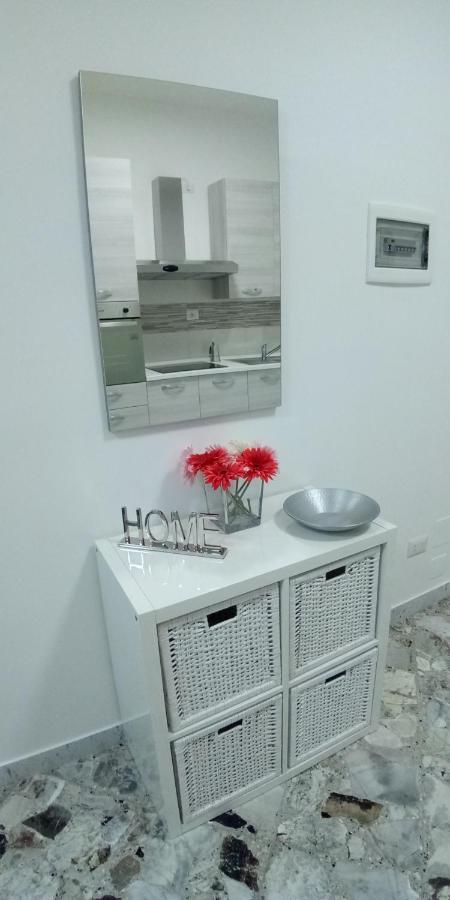 Station Suite Бари Екстериор снимка