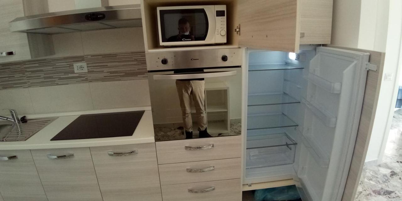 Station Suite Бари Екстериор снимка