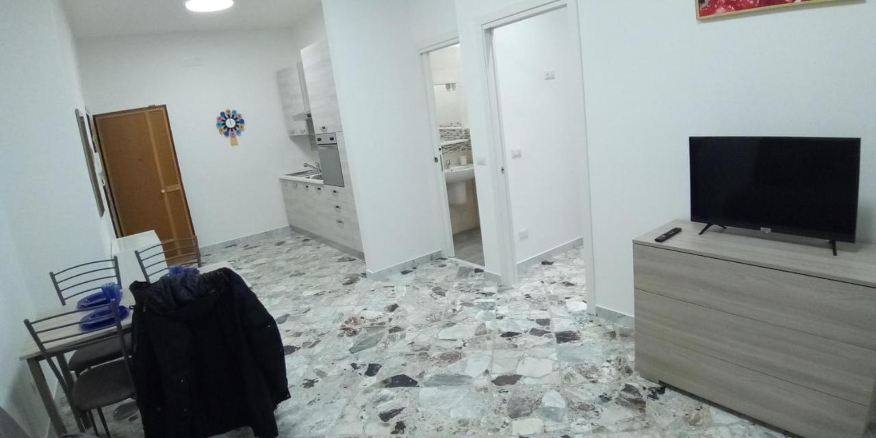 Station Suite Бари Екстериор снимка