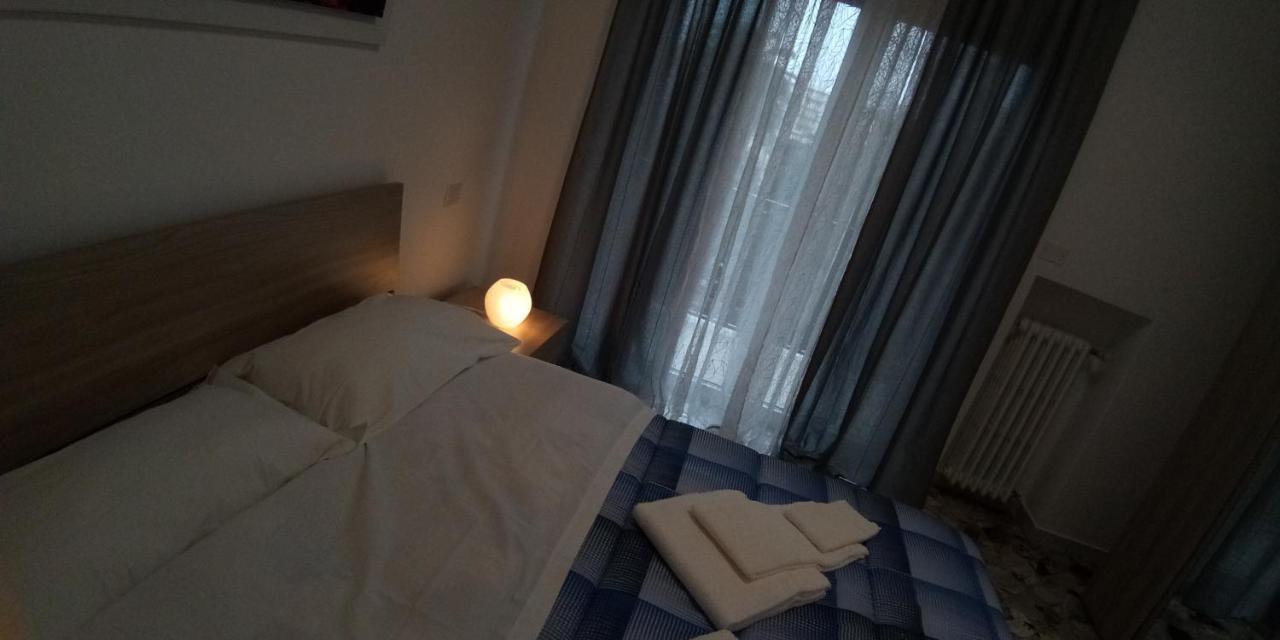Station Suite Бари Екстериор снимка